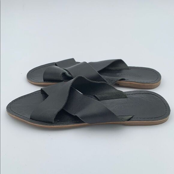 Madewell Black Leather Women's slip on cross over Sandals size 10 - Picture 6 of 10